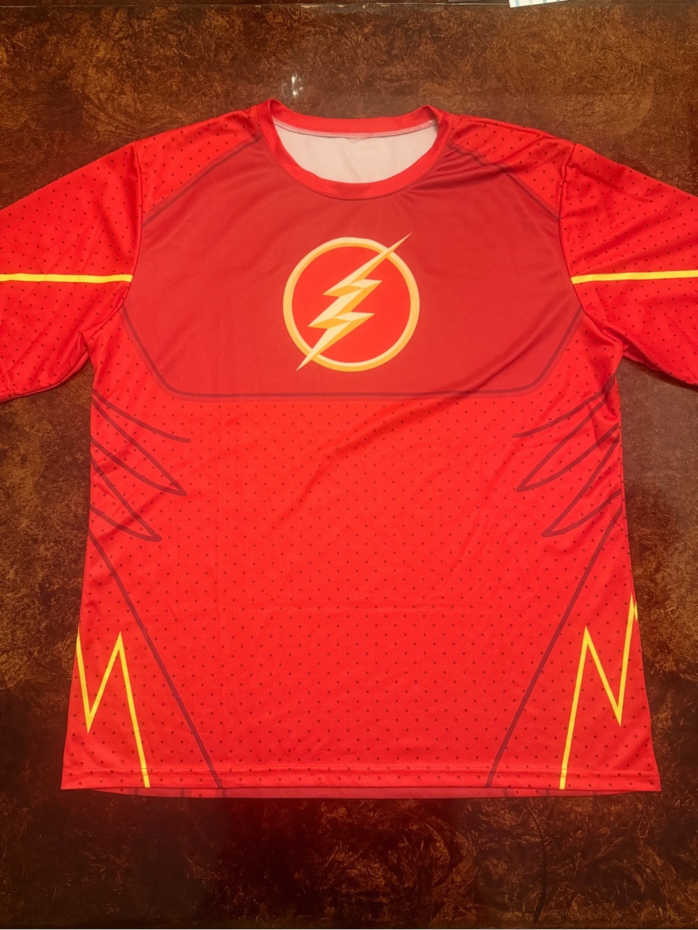 DC Comics Red & Yellow Flash Logo Short-Sleeve Tee